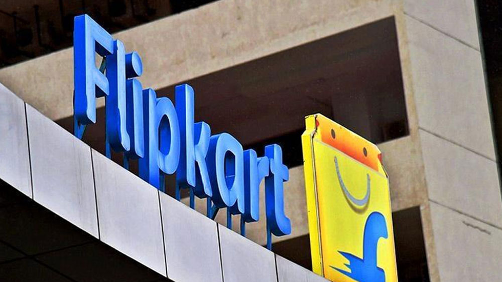 কিন্তু তার পর কী এমন হল যে নিজের হাতে গড়ে তোলা ব্যবসা অন্যের হাতে ছেড়ে দিয়ে ফ্লিপকার্ট থেকে নিজেকে সম্পূর্ণ বিচ্ছিন্ন করে ফেললেন তিনি?