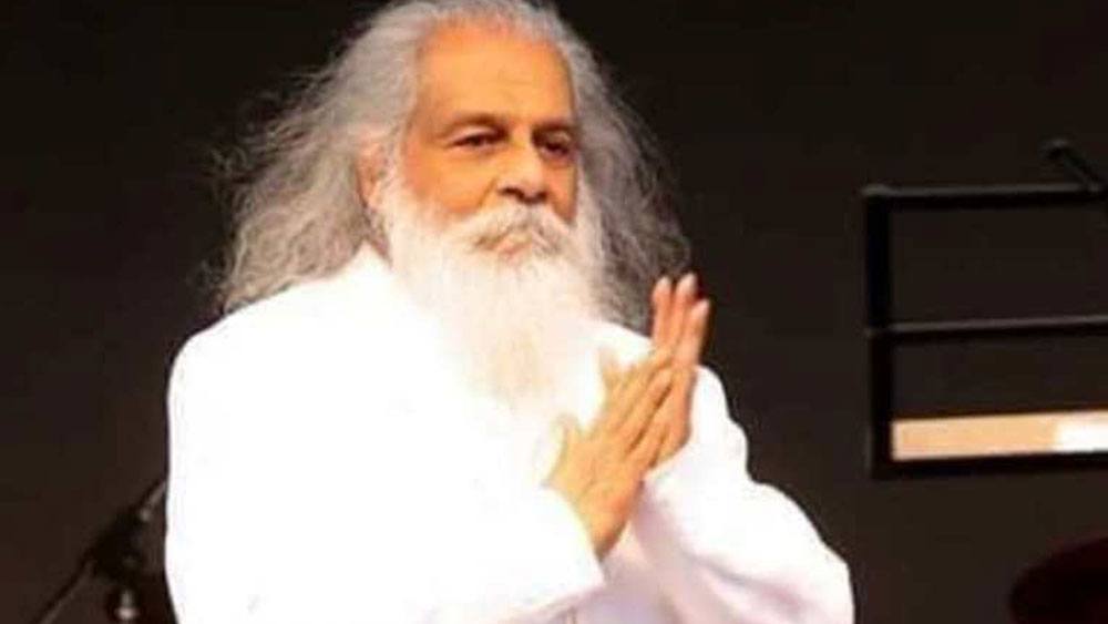 এমন কোনও পুরস্কার বোধহয় নেই, যা তাঁর প্রাপ্তি হয়নি। আট বার জাতীয় পুরস্কার পেয়েছেন। পাঁচ বার ফিল্মফেয়ার অ্যাওয়ার্ড পেয়েছেন, ৪৩ বার রাজ্যস্তরে সেরা প্লেব্যাক সিঙ্গার হয়েছেন। কেরল, তামিলনাড়ু, অন্ধ্রপ্রদেশ, কর্নাটক এবং পশ্চিমবঙ্গ এই সম্মান তাঁকে দিয়েছে।