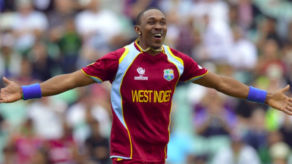 আট নম্বরে আরও এক অলরাউন্ডার ডোয়েন ব্র্যাভো। ৭১ আন্তর্জাতিক টি-টোয়েন্টিতে ২৩.৯৭ গড়ে ১১৫১ রান করেছেন তিনি। স্ট্রাইক রেট ১১৬.৪৯। সঙ্গে ৫৯ উইকেট। ঘরোয়া টি-টোয়েন্টিতে ৪৫৫ ম্যাচে ২৩.৮৯ গড়ে করেছেন ৬৩০৭ রান। নিয়েছেন ৪৯৭ উইকেটও।