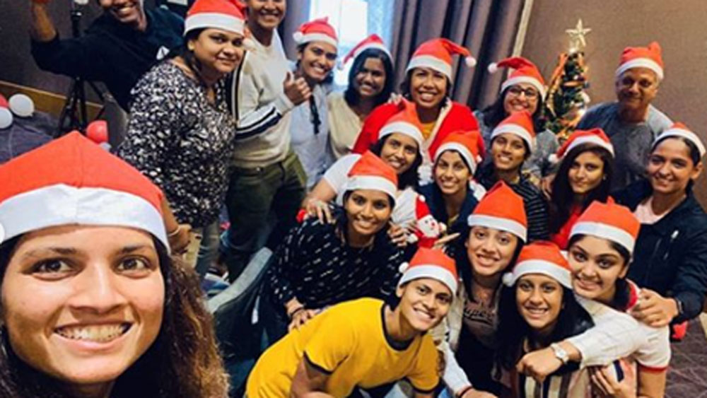 জেমাইমা কিন্তু প্রথমে হকি খেলতেও বেশি ভালবাসতেন। মু্ম্বই অনূর্ধ্ব ১৯ হকি দলে তিনি খেলেছেন। তখন ভারতীয় হকি দলের কোচ জোয়াকিম কারভালহো তাঁর খেলা দেখে মুগ্ধ হয়ে গিয়েছিলেন।