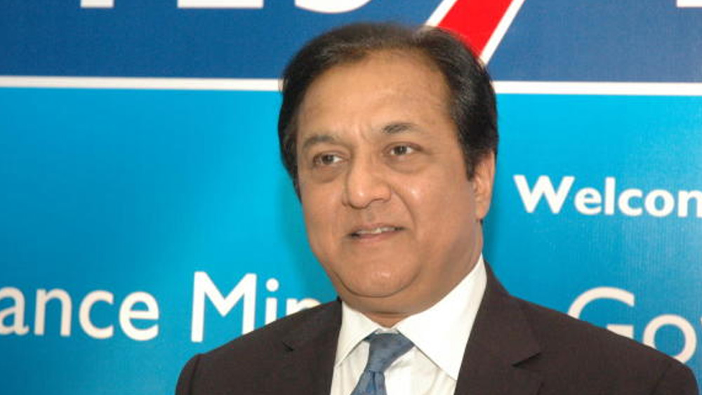 ইডি-র অভিযোগ, তদন্তে সহযোগিতা করেননি রাণা। অথচ আর্থিক নয়ছয়ে তাঁর শামিল থাকার ইঙ্গিত মিলেছে ভূরি ভূরি। জানা গিয়েছে, শোধ না-হওয়ার আশঙ্কা থাকা সত্ত্বেও আবাসন প্রকল্পে ঋণদাতা দিওয়ান হাউসিং ফিনান্সকে (ডিএইচএফএল) ইয়েস ব্যাঙ্ক ঋণ দিয়েছিল শুধু রাণার কথাতেই। যে ডিএইচএফএলে আর্থিক অনিয়মের অভিযোগ উঠেছে আগেই।