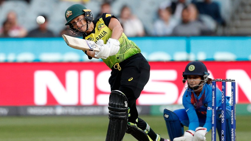 ওপেনিংয়ে অবশ্যই অ্যালিসা হিলি। অস্ট্রেলিয়ার উইকেটরক্ষক ব্যাটসম্যান ফাইনালের সেরা ক্রিকেটার হয়েছেন। প্রতিযোগিতায় ৩৯.৩৩ গড়ে করেছেন ২৩৬ রান। সঙ্গে রয়েছে সাত শিকার। ফাইনালে তিনি ৩৯ বলে করেন ৭৫।