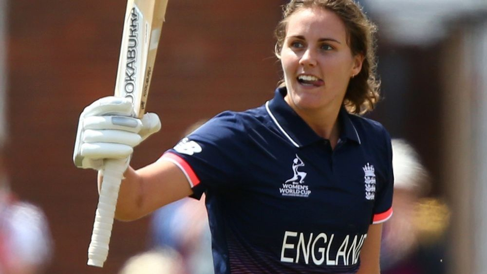 তিন নম্বরে ইংল্যান্ডের ন্যাট স্কিভার। বিশ্বকাপে ৬৭.৩৩ গড়ে তিনি করেছেন ২০২ রান। সেমিফাইনাল ও ফাইনালে খেলার সুযোগ পেলে রান আরও বাড়ত তাঁর।