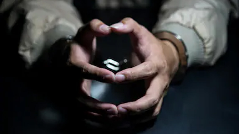 তার বৈচিত্রময় জীবন বার বার বিষয় হয়ে উঠে এসেছে অভিনয় মাধ্যমে। তাকে নিয়ে শর্ট ফিল্ম বানিয়েছেন শ্রীরাম রাঘবন। মূল ভূমিকায় অভিনয় করেছেন রঘুবীর যাদব। অনুরাগ কাশ্যপের পরিচালনায় ‘রামন রাঘব ২.০’ ছবিতে নামভূমিকায় অভিনয় করেছিলেন নওয়াজউদ্দিন সিদ্দিকি।  (ছবি: আর্কাইভ ও শাটারস্টক)