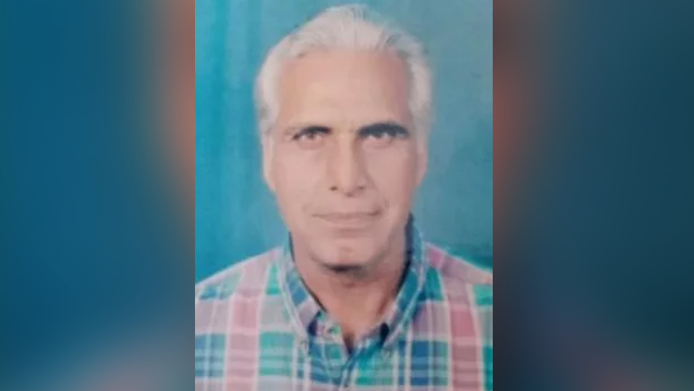 শোনা যায়, ‘রামায়ণ’-এর সেটে প্রথম দিন তিনি মেক আপের পরে ঘাবড়ে গিয়েছিলেন। কিছুতেই নিজের সংলাপ মনে রাখতে পারছিলেন না।