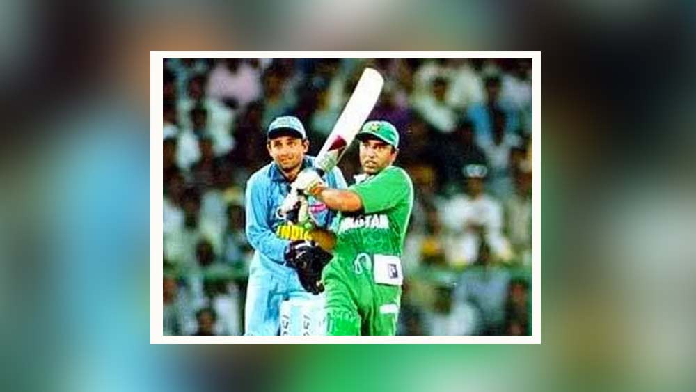 আফ্রিদির দলে ওপেন করতে যাবেন সইদ আনোয়ার। পাকিস্তানের হয়ে ৫৫ টেস্ট ও  ২৪৭ ওয়ানডে খেলেছেন তিনি। তাতে করেছেন যথাক্রমে ৪০৫২ ও ৮৮২৪ রান। টেস্ট ও এক দিনের ক্রিকেটে তাঁর সেঞ্চুরি যথাক্রমে ১১ ও ২০।