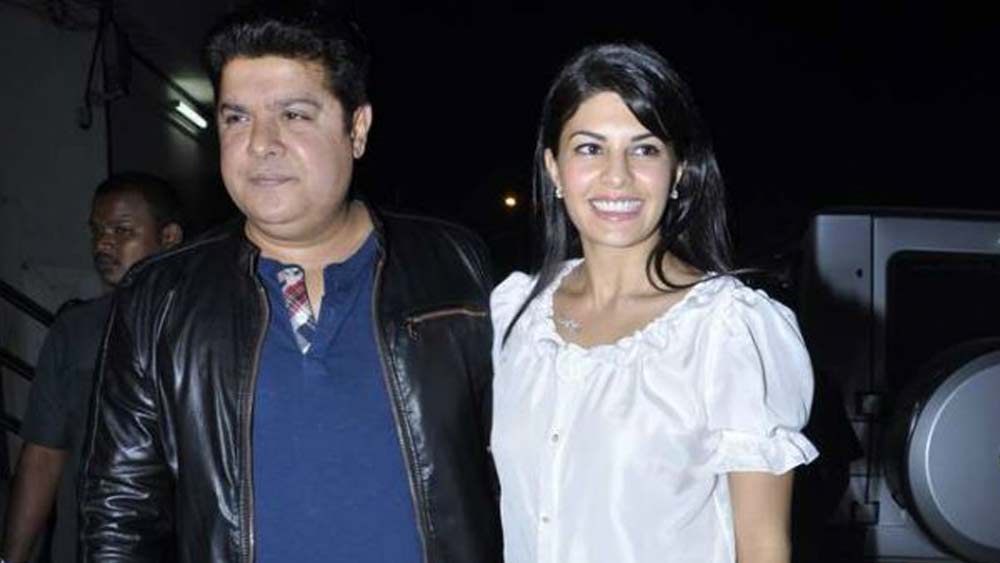 ২০১১ সালে ‘হাউজফুল টু’ ছবির শুটিংয়ে জ্যাকলিনের অন্তরঙ্গ সম্পর্ক হয় পরিচালক সাজিদ খানের সঙ্গে। এমনও শোনা গিয়েছিল, তাঁরা বিয়ে করতে চলেছেন। কিন্তু দু’বছর পরে ভেঙে যায় জ্যাকলিনের এই সম্পর্কও।