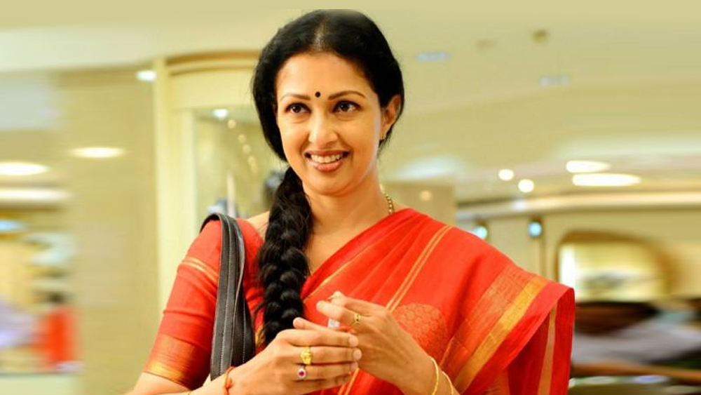 বিচ্ছেদ প্রসঙ্গে গৌতমী বলেছিলেন, এই সিদ্ধান্ত নিতে তাঁর হৃদয় ভেঙে গিয়েছিল। কারণ তাঁদের বিয়ে না হলেও তিনি সম্পর্কের প্রতি কমিটেড ছিলেন বলে জানান তিনি।