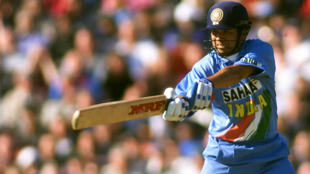 ওপেনিংয়ে অবশ্যই সচিন তেন্ডুলকর। একবিংশ শতকে একদিনের ক্রিকেটে ৪৬.৭০ গড়ে ৯৮৫৫ রান করেছেন তিনি। যার মধ্যে ২৫ সেঞ্চুরি রয়েছে। প্রথম ক্রিকেটার হিসেবে ওয়ানডে ফরম্যাটে তিনি করেছেন ডাবল সেঞ্চুরি। জিতেছেন বিশ্বকাপও। ক্রিকেট ইতিহাসে ৫০ ওভারের ফরম্যাটে তাঁর চেয়ে বেশি রান কেউ করেননি।