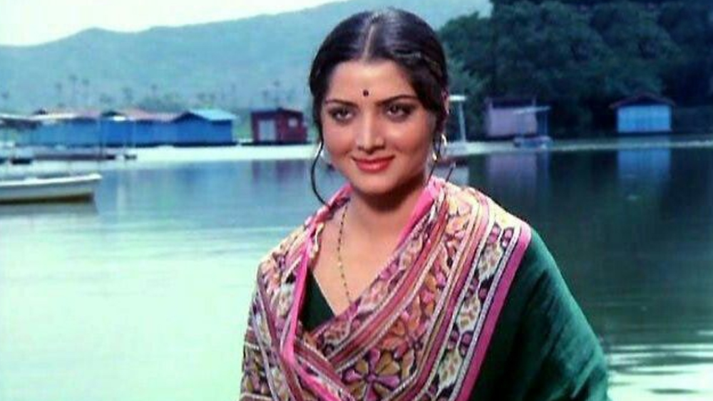 তাঁর ফিল্মোগ্রাফিতে উল্লেখযোগ্য ছবি হল ‘মেহবুবা’, ‘লাগাম’, ‘কর্মযোগী’, ‘রাজতিলক’ এবং ‘আখরি বদলা’। ৮৯ সালে মুক্তি পাওয়া ‘আখরি বদলা’-ই ছিল তাঁর শেষ ছবি। ১৮ বছরে তিনি অভিনয় করেছিলেন প্রায় ৬০টি ছবিতে।