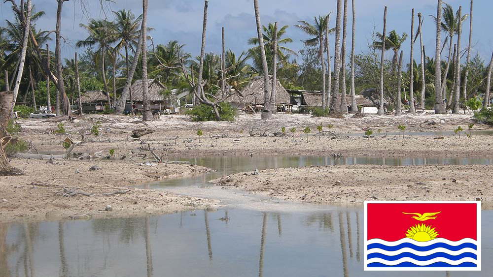 ক্ষুদ্রাতিক্ষুদ্র দেশ কিরিবাটি। মধ্য প্রশান্ত মহাসাগরের এই দ্বীপরাজ্যের জনসংখ্যা মাত্র ১ লক্ষ ১৬ হাজারের মতো। এখানেও করোনার জীবাণুর সন্ধান মেলেনি। ৩২টি বলয়াকৃতি দ্বীপ নিয়ে গঠিত এই দেশ।