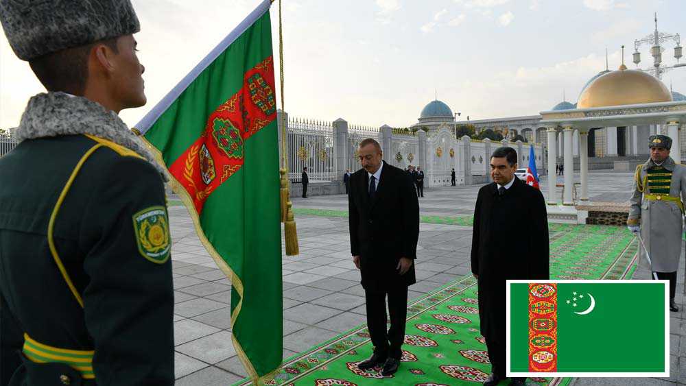 মধ্য এশিয়ার অন্য দেশ তু্রকমেনিস্তান। কাস্পিয়ান সাগর দিয়ে ঘেরা এই দেশের বেশিরভাগ অঞ্চলই কারাকোরাম মরুভূমির অন্তর্গত। জনসংখ্যা সাড়ে ৫৮ লক্ষের মতো। এখানে করোনার সংক্রমণ ঢুকতে পারেনি।
