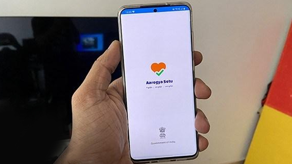 আতঙ্কিত ভারতবাসী আরোগ্যসেতু অ্যাপ নিয়ে সার্চ করেছে ২ লক্ষের বেশি বার। এই অ্যাপ ইনস্টল করতে চেয়ে গুগল করা হয়েছে ৩ লক্ষের বেশি বার। এই অ্যাপ ডাউনলোডের জন্য সার্চ ১ লক্ষের বেশি।