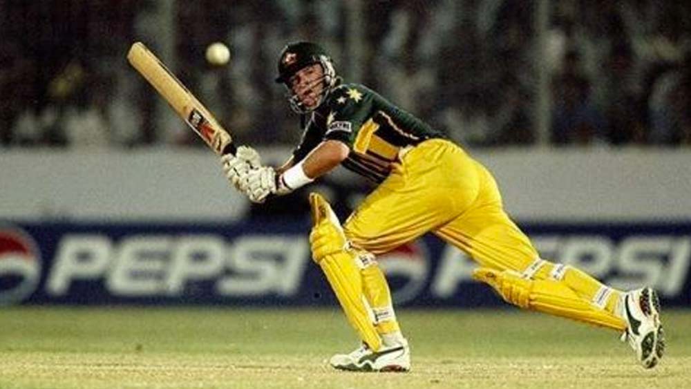 ওপেনিংয়ে রিচার্ডসের সঙ্গী মার্ক ওয়। অস্ট্রেলিয়ার হয়ে একদিনের ক্রিকেটে ওপেনিংয়ে তিনি ছিলেন নির্ভরতার প্রতিমূর্তি। ২৪৪ ওয়ানডে ম্যাচে ৩৯.৩৫ গড়ে করেছেন ৮৫০০ রান। স্ট্রাইক রেট ৭৬.৯০। সেঞ্চুরির সংখ্যা ১৮, হাফ-সেঞ্চুরির সংখ্যা ৫০।