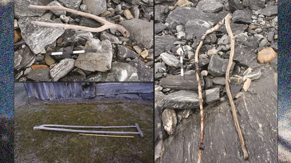 বিভিন্ন রকমের জিনিস উদ্ধার করতে শুরু করেন তাঁরা। প্রায় এক হাজার রকমের বহু পুরনো জিনিস উদ্ধার করেন তাঁরা।