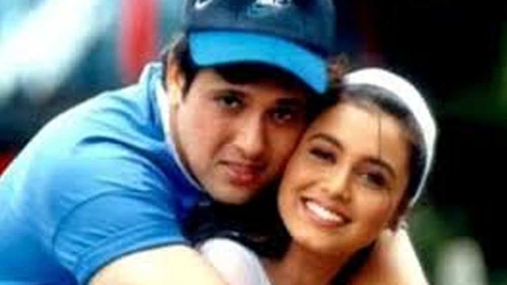 বিতর্কের জেরে সরাসরি রানির নাম না নিলেও গোবিন্দা মুখ খুলেছিলেন। জানিয়েছিলেন, তিনি ভাগ্যে বিশ্বাস করেন এবং তাঁর কুণ্ডলিতে নাকি দ্বিতীয় বিবাহ যোগ রয়েছে। স্ত্রী সুনীতাকে তার জন্য প্রস্তুত থাকতেও বলেছিলেন।