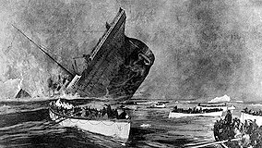 এই ভয়ঙ্কর অভিজ্ঞতার পরেও কিন্তু সমুদ্রের নেশা কাটাতে পারেননি তিনি। বার বার সাগরে ভেসেছেন বিভিন্ন জাহাজে। মার্কিন যুক্তরাষ্ট্রের হয়ে সামিল হয়েছিলেন দ্বিতীয় বিশ্বযুদ্ধেও। পরবর্তীকালে তিনি পাকাপাকি ভাবে চলে এসেছিলেন নিউজার্সিতে। বিয়ে করেছিলেন অ্যানি এলেনর হাওয়ার্থ কোল-কে। তবে এটা ছিল তাঁর দ্বিতীয় বিয়ে। অ্যানিরও ছিল তৃতীয় বিয়ে। তাঁর আগের দুই পক্ষের স্বামী প্রয়াত হয়েছিলেন। ১৯৪৩ সালে মারা যান অ্যানিও। এই মানসিক আঘাত আর কাটিয়ে উঠতে পারেননি চার্লস। পরের বছর কাজ থেকে অবসর নেন তিনি। আর কোনওদিন সাগরে যাননি।