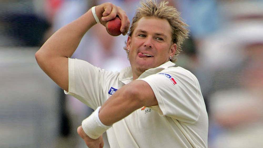 ওয়ার্নের দলে রয়েছেন একজন বিশেষজ্ঞ পেসার। অবশ্য দলে রয়েছেন কপিল দেবের মতো অলরাউন্ডারও। ওয়ার্ন জোর দিয়েছেন ব্যাটিং গভীরতা বাড়ানোয়। সাত জন ব্যাটসম্যান, এক জন উইকেটকিপার, এক জন অলরাউন্ডার, দু’জন স্পিনার আর একজন বিশেষজ্ঞ পেসারকে দলে রেখেছেন ওয়ার্ন।