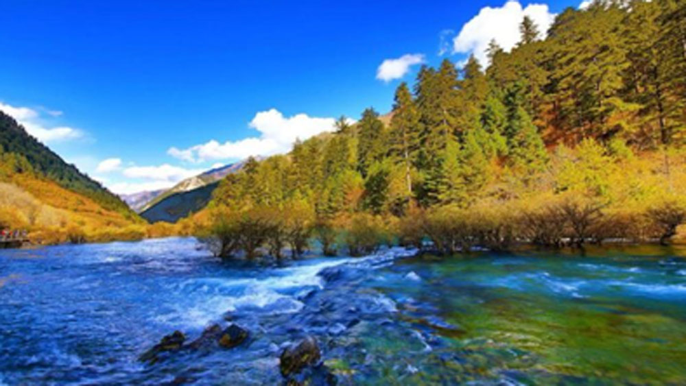 এই উপত্যকার প্রাকৃতিক সৌন্দর্য এতটাই বেশি যে, পর্যটকদের জন্য তা খোলার পর থেকেই যেন ঢল নামতে শুরু করে।