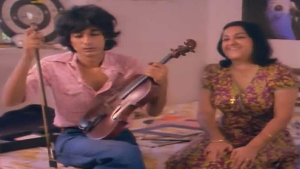 বাসু চট্টোপাধ্যায়ের পরিচালনায় ‘খাট্টা মিঠা’ ছবিতে প্রথম অভিনয় রঞ্জিতের। ছবি মুক্তি পায় ১৯৭৮ সালে। ক্রমে তিনি হয়ে ওঠেন বাসু চট্টোপাধ্যায় ও হৃষিকেশ মুখোপাধ্যায়ের প্রিয় অভিনেতা। বাসু চট্টোপাধ্যায়ের পরিচালনায় মিষ্টি রোম্যান্টিক ছবি ‘বাতোঁ বাতোঁ মেঁ’-তে তিনি ছিলেন সভি পেরেরা। এই দু’টি ছবিতে অভিনয় করেছিলেন রঞ্জিতের মা’ও।