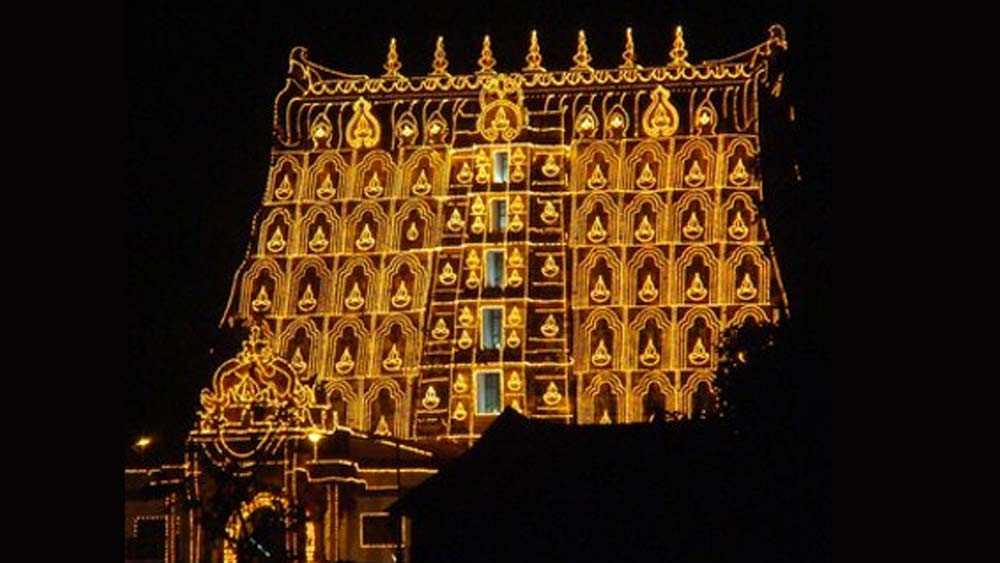 জনশ্রুতি বা কিংবদন্তি যে আদৌ মিথ্যা নয়, তার প্রমাণ কিছুটা হলেও পাওয়া গিয়েছিল ২০১১ সালে। একটি জনস্বার্থ মামলা চলাকালীন সুপ্রিম কোর্টের নির্দেশে খোলা হয়েছিল মন্দিরের সম্পদের ভাণ্ডার। দীর্ঘদিন ধরে বিভিন্ন শাসক, বণিক এবং সাধারণ ভক্ত এখানে দেবতাকে অর্ঘ্য দিয়েছেন। এমনকি, প্রাচীনকাল থেকে যে বিদেশিরা এসেছেন, তাঁরাও অর্পণ করেছেন বন্দরনগরীর এই দেবালয়ে। সঞ্চিত সম্পদভাণ্ডার হার মানিয়েছে রূপকথা এবং কল্পনার পরিধিকে।