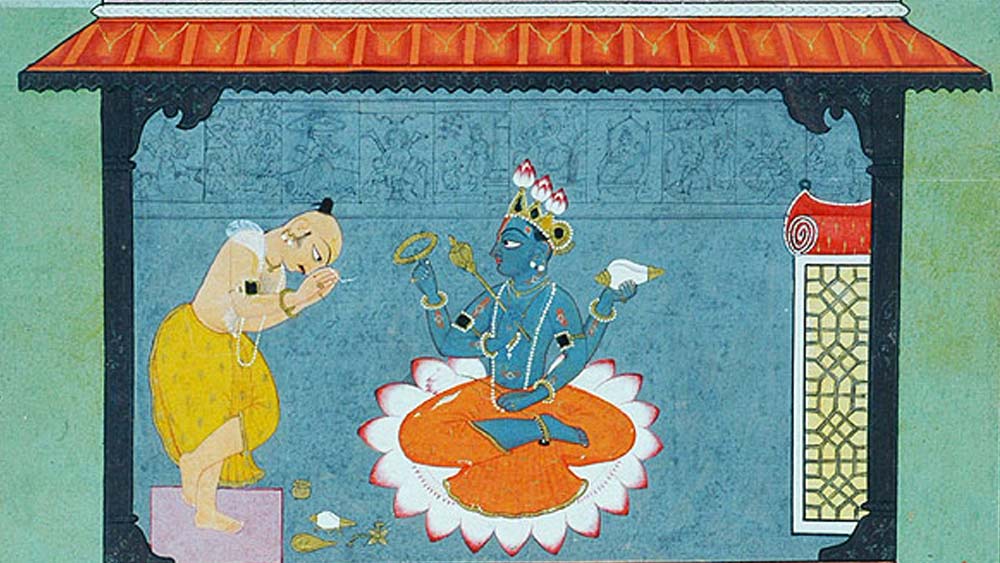 প্রাচীন মহাকাব্য শিলাপ্পটিকরম-এ বলা হয়েছে চের-রাজা চেনকুট্টুবান সোনা ও মূল্যবান রত্ন ভেট পাচ্ছেন সোনার মন্দির থেকে। ধরে নেওয়া হয় এই মন্দির আসলে পদ্মনাভস্বামীর মন্দিরই।