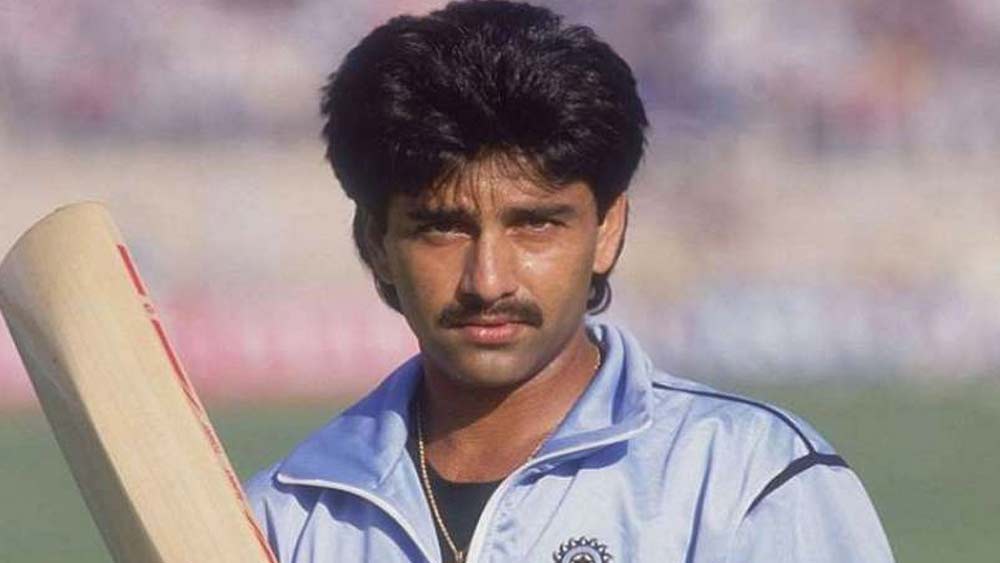 মনোজ প্রভাকর ছিলেন ডেথ ওভারে মারাত্মক কার্যকরী। হাতে ছিল দুর্দান্ত স্লোয়ার ডেলিভারি। যার প্রয়োগ করতেন কৌশলের সঙ্গে। নতুন বলে সুইংও করাতেন। আবার, বড় শট না মারলেও ভরসা করার মতো ব্যাটসম্যান ছিলেন। এমন অলরাউন্ডার প্রত্যেক ফ্র্যাঞ্চাইজির কাছেই সম্পদের মতো।