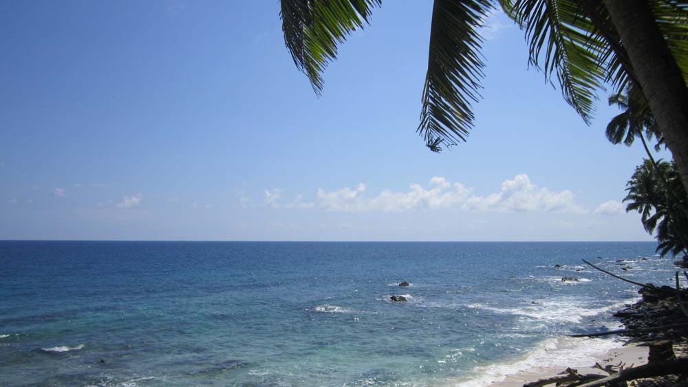 ড্যানিয়েল রসের পাশাপাশি যাঁর নাম উল্লেখযোগ্য, তিনি হলেন আর্চিব্যাল্ড ব্লেয়ার। তিনিও ছিলেন ইস্ট ইন্ডিয়া কোম্পানির এক জরিপকর্মী। ১৭৮৯ খ্রিস্টাব্দে  তাঁর নামে পোর্ট ব্লেয়ারের নামকরণ করা হয়। তার আগে এর নাম ছিল পোর্ট কর্নওয়ালিস। কিন্তু এই ভূখণ্ডের থেকেও বেশি বাসযোগ্য ছিল রস আইল্যান্ড। কারণ সেখানে পরিস্রুত জল সহজলভ্য ছিল।