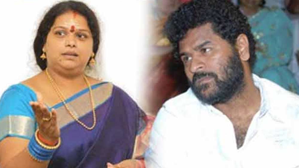 তাঁর প্রথম স্ত্রী লতার অভিযোগ, বিবাহিত অবস্থাতেই প্রেমিকা নয়নতারার সঙ্গে লিভ ইন করতেন প্রভু দেবা। সম্পর্কের টানাপড়েনের মধ্যে চরম মানসিক আঘাত। ২০০৮ সালে ক্যানসারে আক্রান্ত হয়ে মারা যান তাঁদের বড় ছেলে, বিশাল।