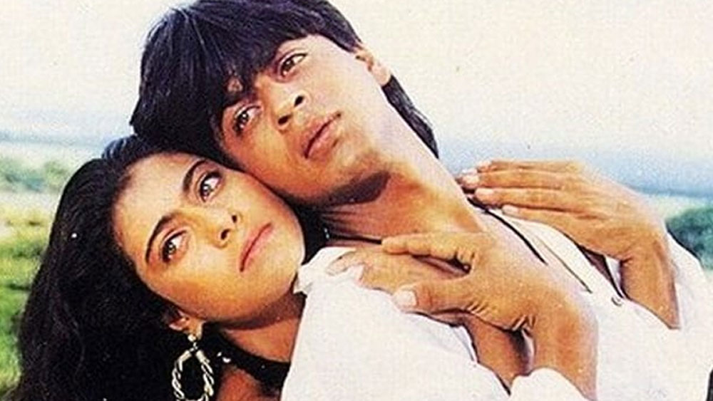 জানা যায়, শ্রীদেবী নাকি প্রথমে একাই এই ফিল্মের জন্য এত টাকা চেয়েছিলেন যে, সেই টাকায় শাহরুখ, কাজল এবং শিল্পা- এই জনেরই পারিশ্রমিক হয়ে যায়।