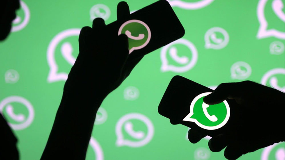 ওয়াবিটাইনফোর খবর, এই ফিচারের কিছু পরিবর্তন করার উপরও কাজ করছে হোয়াটসঅ্যাপ। অর্থাত্ এ বার একাধিক ফোনেও একই হোয়াটসঅ্যাপ অ্যাকাউন্ট ব্যবহার করা যাবে। তবে সে ক্ষেত্রে সেই দু’টি বা তিনটি ফোন এক জন ব্যবহারকারীরই হতে হবে।