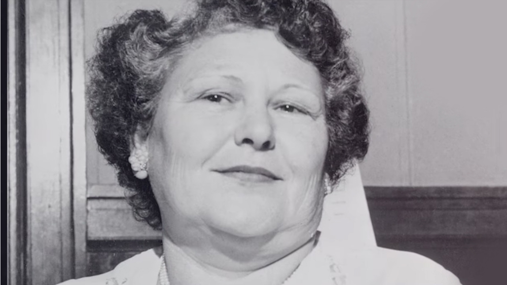 পুলিশি জেরায় ন্যানি স্বীকার করে তার চার স্বামী, দ্বিতীয় স্বামীর মা, তার নিজের মা, বোন এবং নাতিকে খুনের অপরাধ। ১৯৫৪ সালে তাকে গ্রেফতার করা হয়। বিচারে তার যাবজ্জীবন কারাদণ্ড হয়। মহিলা বলে দেওয়া হয়নি মৃত্যুদণ্ড।