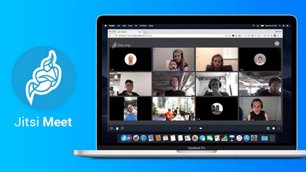 আরও একটি অন্য উপযোগী ভিডিয়ো কনফারেন্সিং অ্যাপ হল জিত্সি মিট। খুব সহজেই এই অ্যাপের মাধ্যমে ভিডিয়ো কল করা যায়। সর্বাধিক ৭৫ জন সংযুক্ত হতে পারেন।