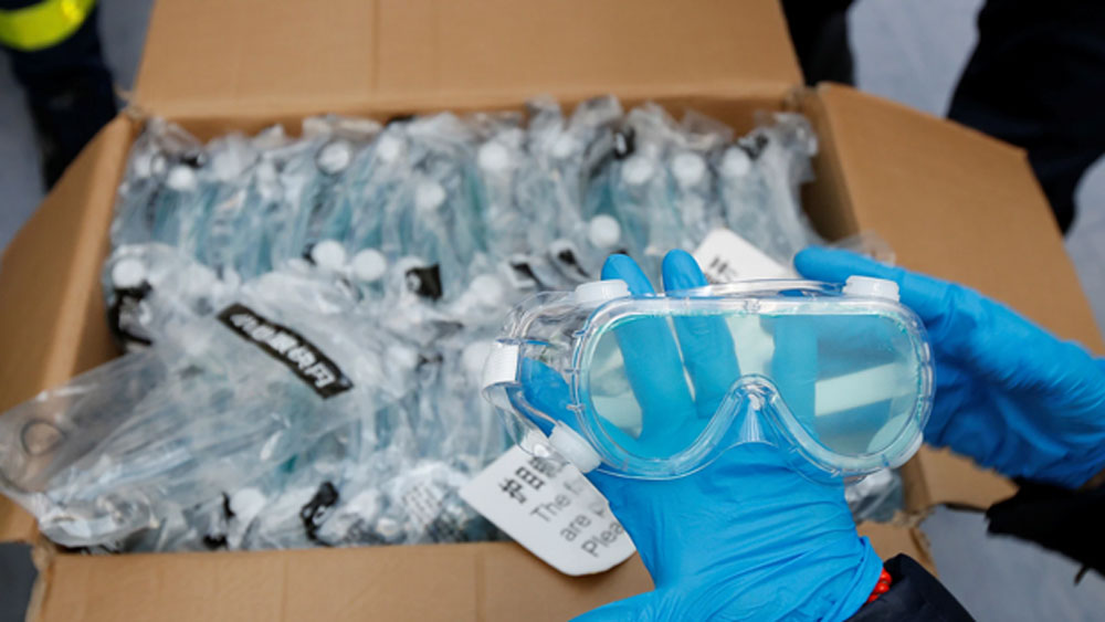 তেমনই, লখনউ ক্যান্টনমেন্ট ৫২টি, কুমায়ুন ইন্ডোর ডিভিশন ২০টি এবং সশস্ত্র সীমা বল ৩০টি কিটের অর্ডার দিয়েছে।