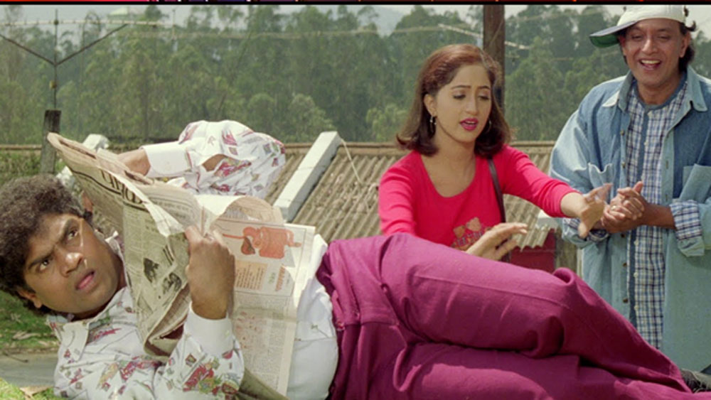 কোনও কাজকেই ছোট করে দেখতেন না মিঠুন। এর পাশেই চলত তাঁর অভিনয়। ১৯৭৮ সালে তাঁর ফিল্ম ‘মেরা রক্ষক’ ফের সুপার হিট হয়।