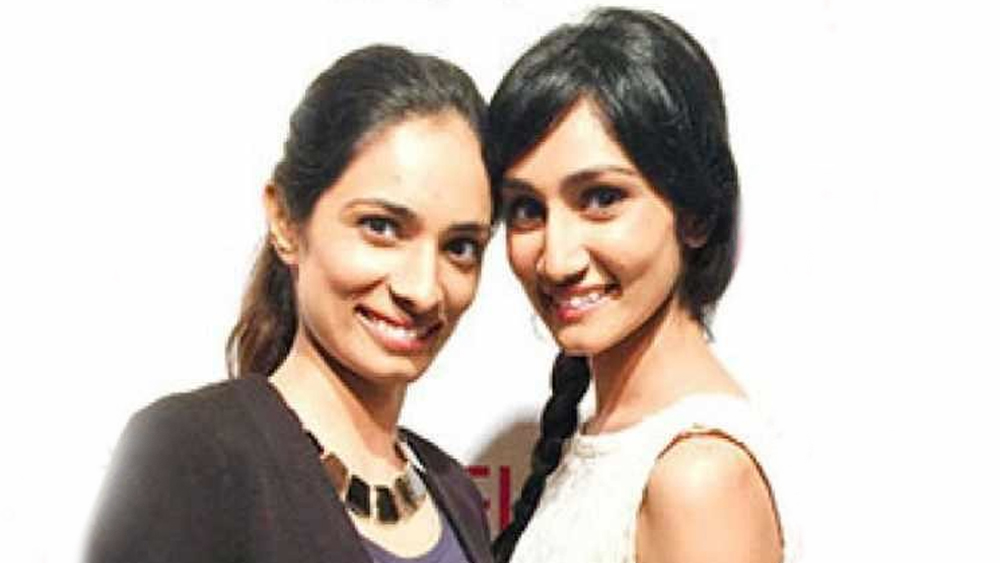 তাঁদের দুই মেয়ে মঞ্জরী এবং বিনতি। ছেলের নাম বিক্রান্ত। বড় মেয়ে মঞ্জরী লেখক, পরিচালক ও প্রযোজক। তাঁর তৈরি শর্টফিল্ম পুরস্কৃতও হয়েছে।