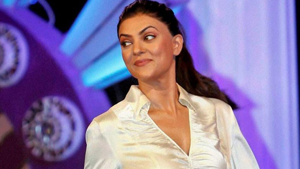 তবে সুস্মিতার অভিনয় জীবন নিয়ে যত না চর্চা হয়েছে, তার চেয়ে বেশি চর্চা হয়েছে তাঁর ব্যক্তিগত জীবন নিয়ে।