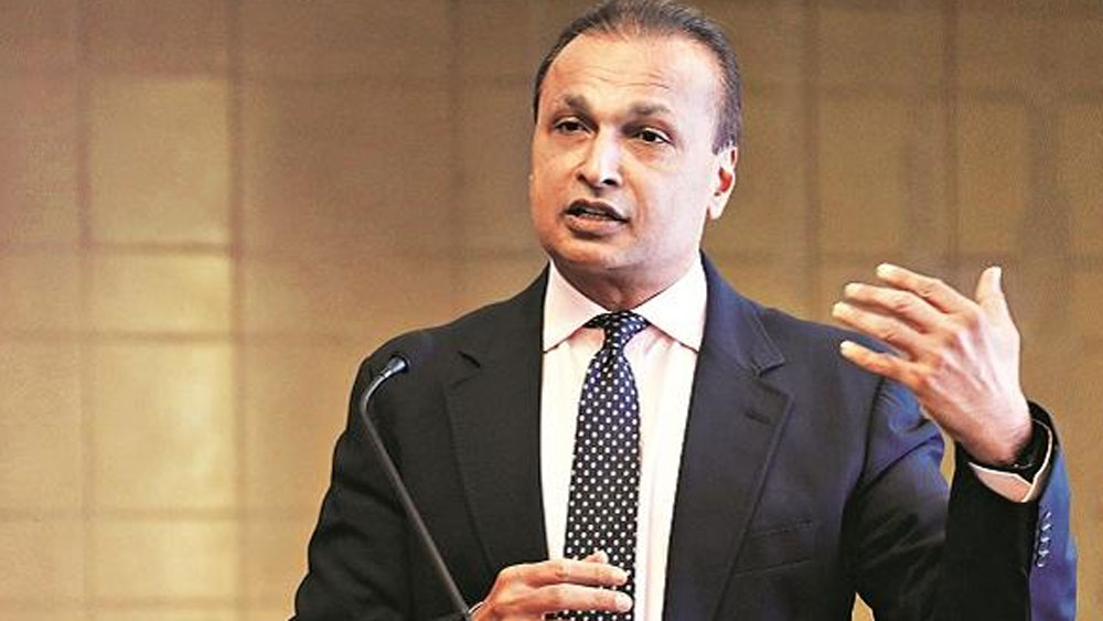 কিন্তু টিনা তাঁকে ডিভোর্স দেননি। শেষমেশ পরিবারের হস্তক্ষেপে এই সম্পর্ক থেকে সরে আসেন অনিল।