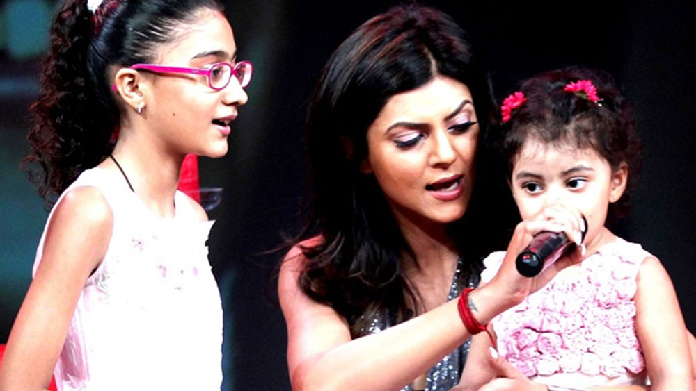 তাঁর ব্যক্তিত্বের আরও একটা দিক রয়েছে। ২০০০ সালে মাত্র ২৫ বছর বয়সে তিনি রেনে নামে এক শিশুকে দত্তক নেন। পরে ২০১০ সালে আরও এক শিশুকে দত্তক নেন তিনি। নাম রাখেন আলিশা।