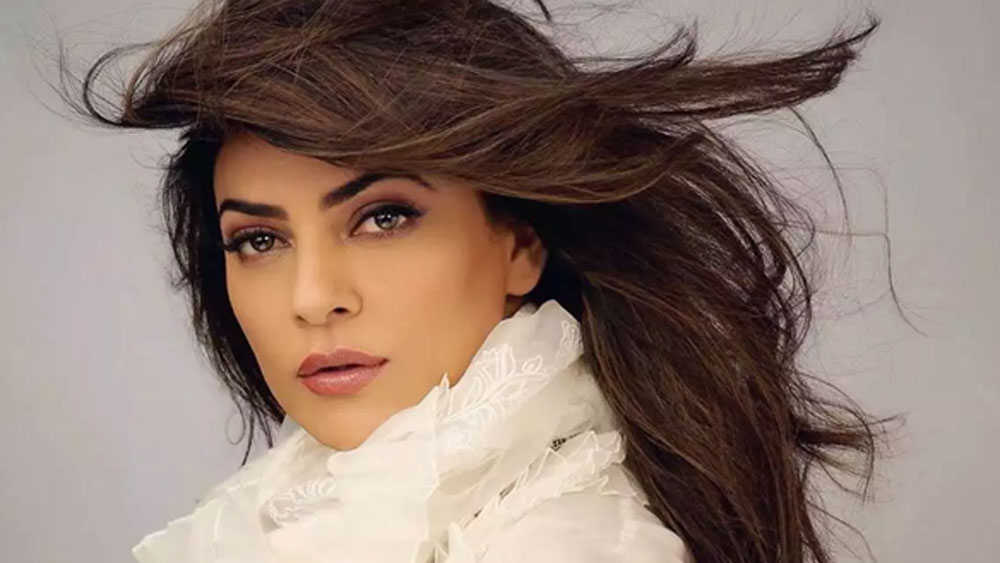 ২০১৫ সালে শেষ বার পর্দায় দেখা গিয়েছিল সুস্মিতাকে। ‘নীরজা’র পরিচালক রাম মাধবানীর ওয়েব সিরিজ় ‘আরিয়া’ দিয়ে কামব্যাক করার কথা তাঁর। সুস্মিতার বড় পর্দায় ফেরত আসা এবং বিয়ের অপেক্ষায় রয়েছেন ভক্তরা।