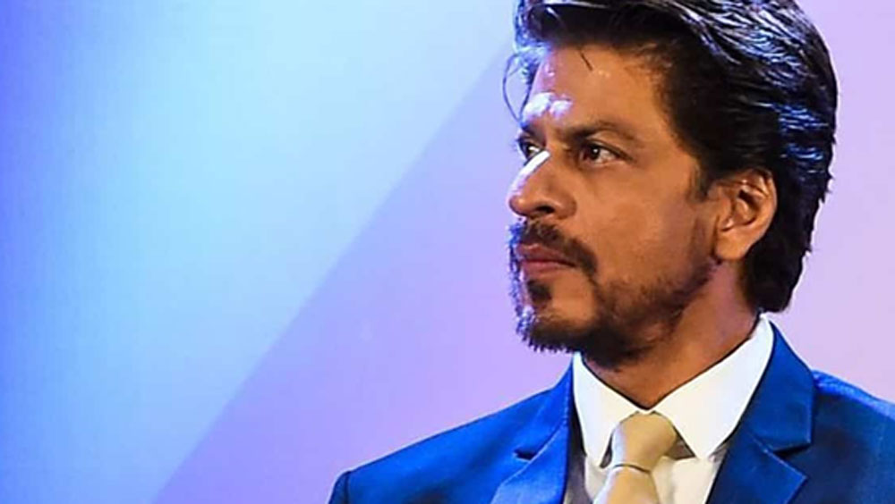 এ ছাড়া প্রধানমন্ত্রী ও মুখ্যমন্ত্রী ত্রাণ তহবিল এবং বেশ কয়েকটি স্বেচ্ছাসেবী সংস্থাকে অর্থ সাহায্য করেছেন তিনি। তবে কত টাকা সাহায্য করেছেন তা উল্লেখ করেননি।