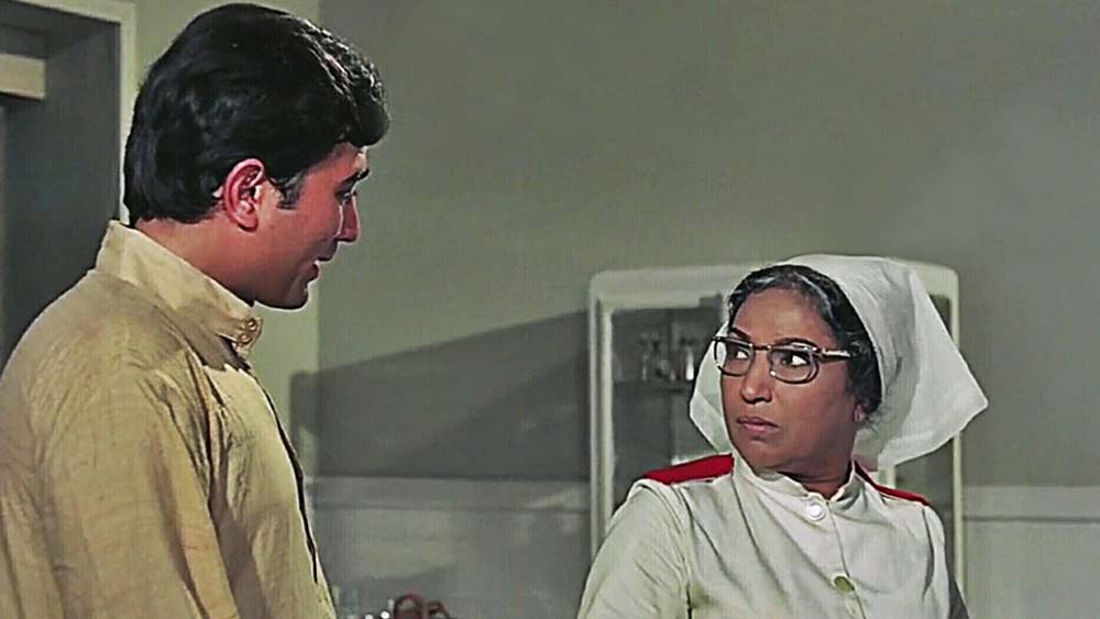 বাড়িতে তাঁর নাম রাখা হয়েছিল ‘অম্বা’। পরে সিনেমায় যোগ দেওয়ার পরে তাঁর নতুন নাম হয় ‘ললিতা’। সেই পরিচয়-ই তিনি ব্যবহার করেছিলেন জীবনভর।