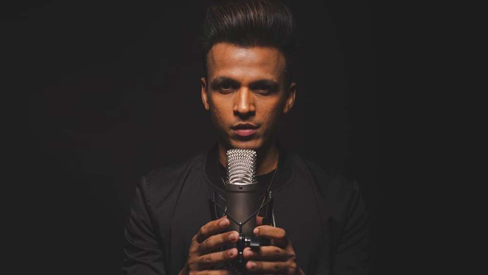 তাঁর গাওয়া গান শেষ বার জনপ্রিয় হয়েছে ২০১৬ সালে। সে বছর তিনি ‘ঢিসুম’ ছবিতে সুরকার প্রীতমের পরিচলনায় ‘সও তারাহ কে রিভিজিটেড ইশক’ গানটি গেয়েছিলেন। (ছবি: ফেসবুক)