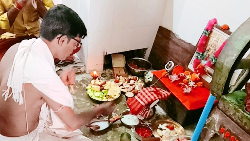 Coronavirus Lockdown: Akshaya Tritiya rituals performed within closed doors