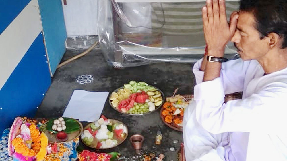 Coronavirus Lockdown: Businessmen worry about their business future being at risk