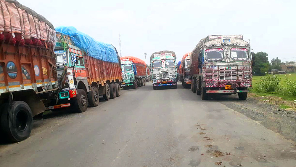 Coronavirus Lockdown: Opening of Malda-Mahidpur trade route for import-export facilities