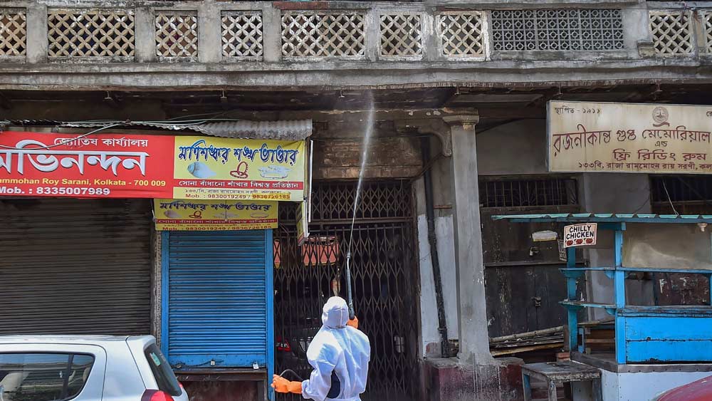 ৬১ নম্বর ওয়ার্ডের ৩০ ম্যাকলিয়ড স্ট্রিট, পার্ক স্ট্রিট। সার্কাস অ্যাভিনিউয়ের ১২৭বি পার্ক স্ট্রিট। ৬২ নম্বর ওয়ার্ডের ৩৮ আলিমুদ্দিন স্ট্রিট, ১২/এইচ/৭ আগা মেহদি স্ট্রিট, ৩৫/৩ আলিমুদ্দিন স্ট্রিট, ২৪/১ শরিফ লেন, নবাব আবদুল লতিফ স্ট্রিট। ৬৩ নম্বর ওয়ার্ডের ১২/এইচ/১১ পার্ক স্ট্রিট, তালতলা, মির্জা গালিব স্ট্রিট, ময়রা স্ট্রিট, টট লেন। ৬৪ নম্বর ওয়ার্ডের সার্কাস অ্যাভিনিউ এলাকার ২২/৮/৭ ব্রাইট স্ট্রিট, ৬ করিম হোসেন লেন। সার্কাস অ্যাভিনিউয়ের ৮০/১ ওয়েস্ট রেঞ্জ। করেয়া এলাকার ২৪/২ ব্রাইট স্ট্রিট, ঝাউ তলা।