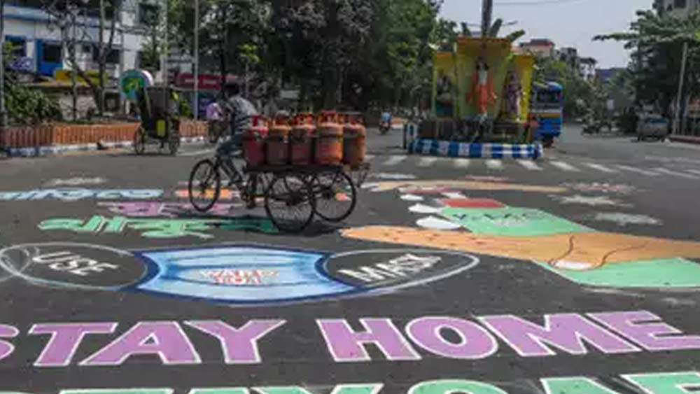 ১২৬ নম্বর ওয়ার্ডের ব্রজমণি দেবীয়া রোড, সুবানা পাড়া, নারায়ণ রোড, কেকে রোড, ডিএইচ রোড। ১৩১ নম্বর ওয়ার্ডের বেহালার পর্ণশ্রী এলাকার পি-২৮০ বেহালা এয়ারপোর্ট রোড। ১৩৪ নম্বর ওয়ার্ডের গার্ডেনরিচ এলাকার বি-৫ প্রিন্স দিলওয়ারা ঝাঁ লেন। ১৩৫ নম্বর ওয়ার্ডের ১৭৩ পাহাড়পুর-মেটিয়াব্রুজ, জি১৯৭ শ্যামলাল লেন-গার্ডেনরিচ, ৪২/২ কসাই মহল্লা-গার্ডেনরিচ।