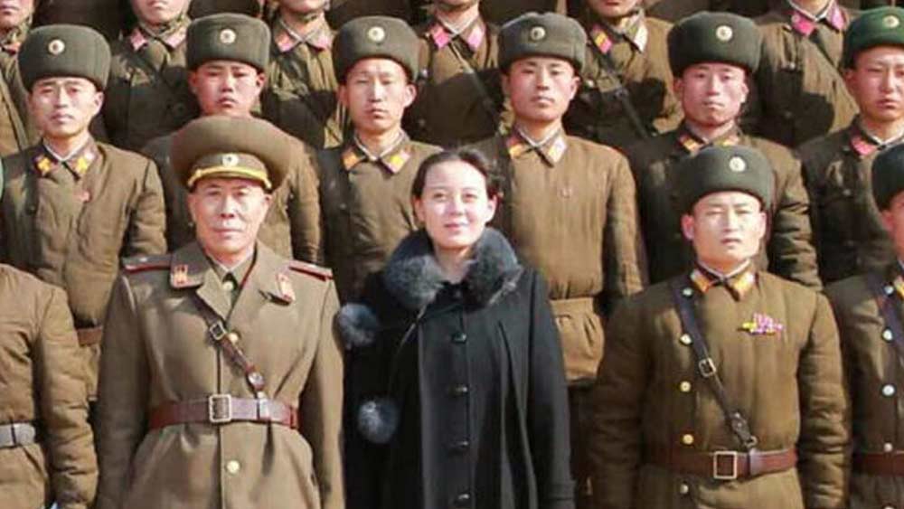 মার্কিন সংবাদপত্রে প্রকাশিত প্রতিবেদন অনুযায়ী, কিম ইয়ো জং পড়াশোনা করেছেন উত্তর কোরিয়ার পাশাপাশি সুইৎজারল্যান্ডের বিভিন্ন প্রতিষ্ঠান থেকে। তাঁর বিষয় কম্পিউটার সায়েন্সের পাশাপাশি তিনি শিখেছেন ব্যালে নাচ। ভালবাসেন ঘোড়ায় চড়তেও। প্রশিক্ষণ নিয়েছেন মিলিটারি ইউনিভার্সিটিতেও।