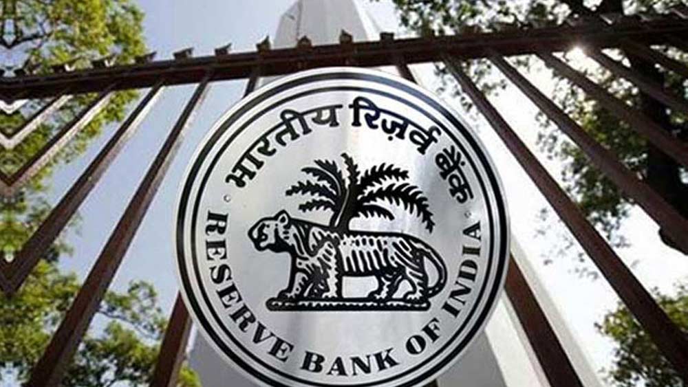 গত ২৪ এপ্রিল সেই তালিকা দিয়েছেন আরবিআই-এর কেন্দ্রীয় তথ্য আধিকারিক অভয় কুমার। সেখান থেকেই জানা গিয়েছে, ২০১৯ সালে ৩০ সেপ্টেম্বর পর্যন্ত মোট ৫০টি সংস্থার ৬৮ হাজার ৬০৭ কোটি টাকার বকেয়া ঋণ মকুব করে দিয়েছে সংশ্লিষ্ট ব্যাঙ্কগুলি।